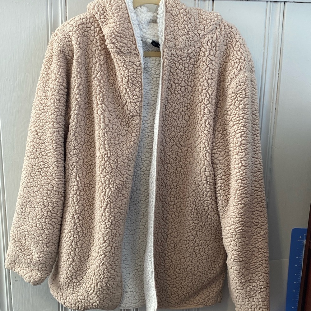 Women’s M Zaful hooded Sherpa jacket